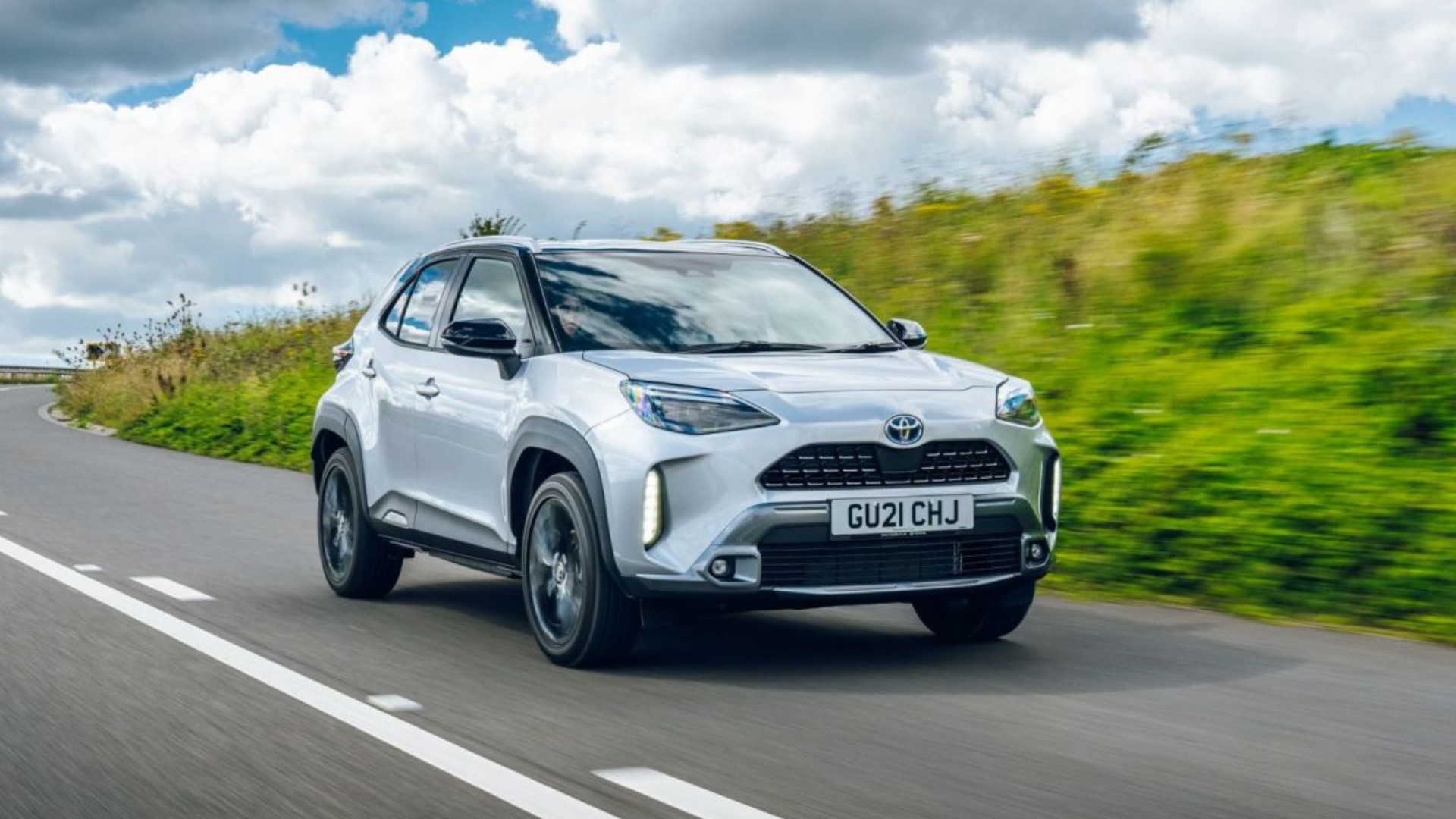 Toyota Yaris Cross 2023 İncelemesi ve Fiyatları - Yolcu360 Blog